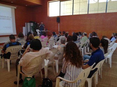 La Paeria desenvolupa amb la Fundació La Caixa i Creu Roja el projecte Sempre Acompanyats que avui s'ha presentat al barri de Balàfia.