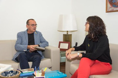 L'alcalde de Lleida, Miquel Pueyo, i l'alcaldessa de Tàrrega, Alba Pijuan, han manifestat la voluntat de col·laboració mútua..