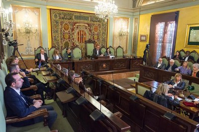 Panoràmica de la breu sessió plenària en què s'ha realitzat el sorteig per crear les meses de les pròximes Eleccions Generals..