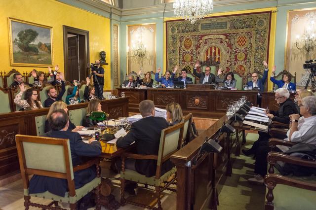 Moment de les votacions a la Junta General extraordinària de l'EMU