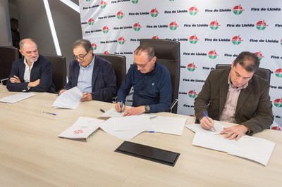 Signatura avui amb Fira de Lleida del conveni per organitzar el premi a la innovació tecnològica de Sant Miquel.