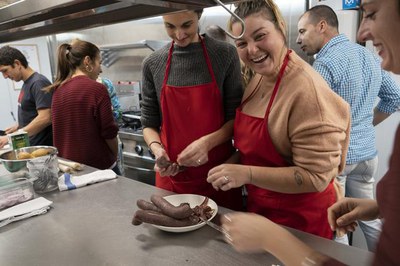 L’Agenda Jove ha inclòs en l’edició de tardor un cicle de workshops de cuina creativa.