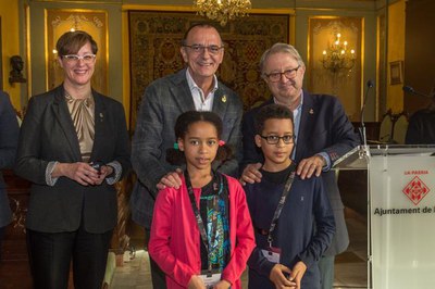 Dos del nous Ambaixadors, amb l'alcalde, Cerdà i Ribes.