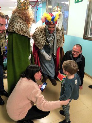 Els infants s'han quedat ben sorpresos de la visita que han tingut aquest matí.