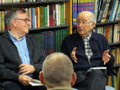 L'editor Lluís Pagès i l'historiador Joan R. González han donat la seva visió del llibre.