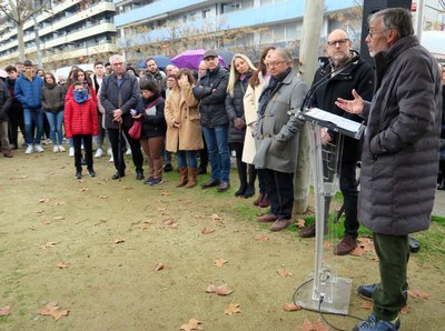 El Centre Excursionista ha recordat que encara hi ha vestigis del franquisme a la ciutat.