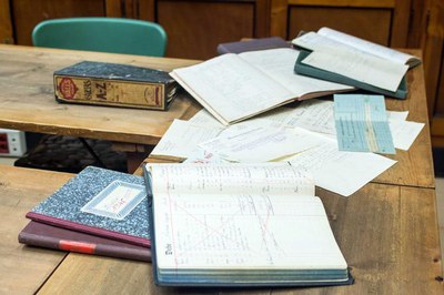 Llibres de comptes, dietaris, correspondència i factures són alguns dels documents del llegat.