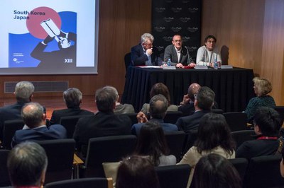 El paer en cap Miquel Pueyo ha donat la benvinguda als participants en la jornada comercial vitivinícola amb Corea del Sud i Japó..