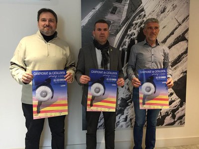 El regidor Sergio González, al centre de la imatge, ha presidit la presentació del Campionat de Catalunya de Patinatge Artístic..