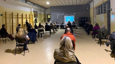 La reunió va comptar amb la participació del veïnat.