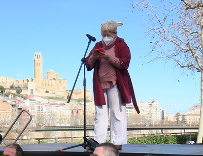 Sílvia Schnessel ha llegit el missatge en nom de la comunitat jueva de Lleida.