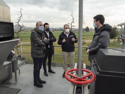 L'EDAR de Lleida tracta el cicle de l'aigua des que surt dels domicilis fins que s'aboca al riu..