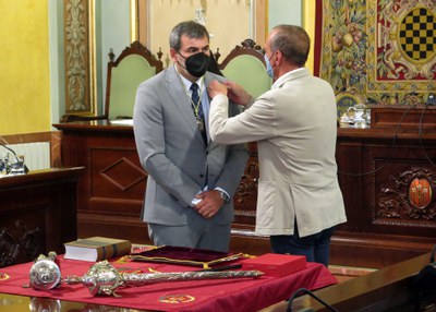El nou regidor de l'Ajuntament de Lleida, David Melé, ha pres possessió de l'acta de regidor en el ple ordinari d'abril de 2021..