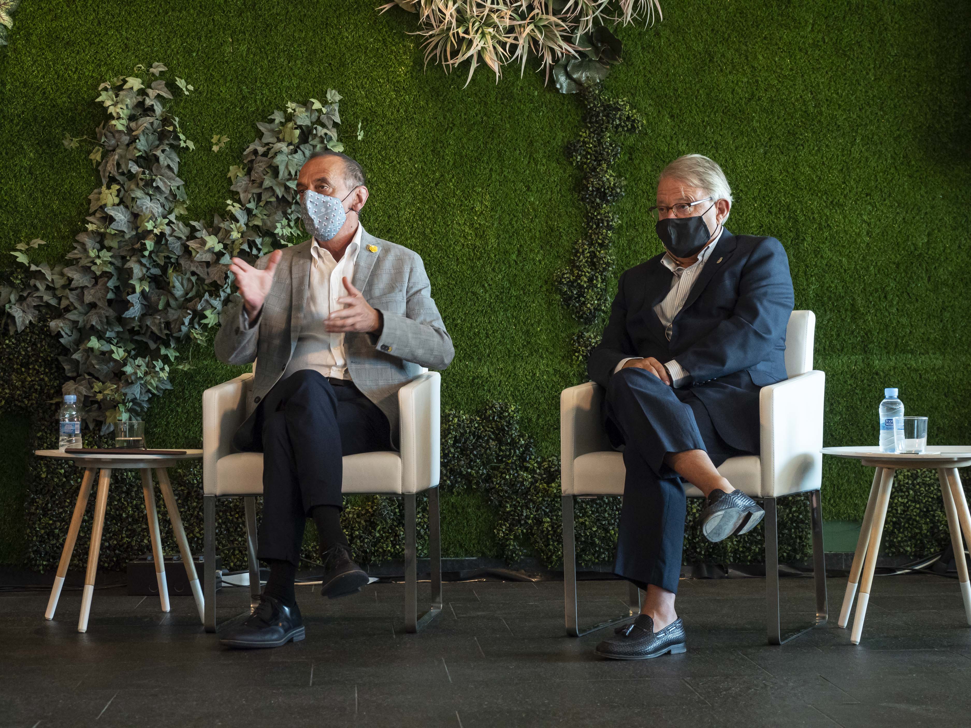 El paer en cap, Miquel Pueyo, i el tinent d'alcalde Paco Cerdà han presentat el nou ecosistema de Promoció Econòmica