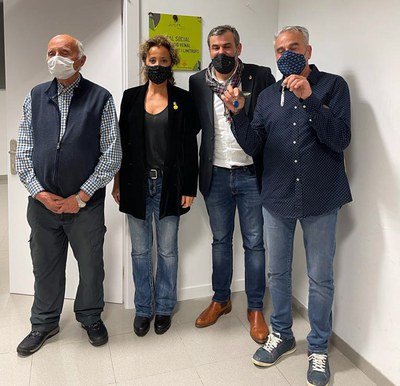 Francesc Montardit amb les claus del local.