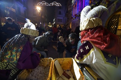 Recepció del Gran Camarlenc a la plaça de la Paeria..