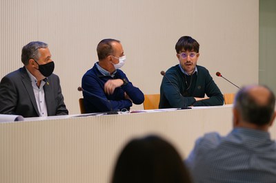 Arnau Sabaté pren el relleu d’Antoni Gorgues al capdavant de la direcció artística del Músiques Disperses.