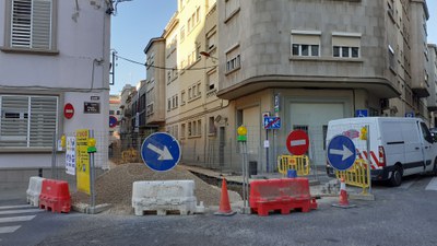 L'actuació comporta la desviació del trànsit.