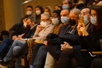 Diversos regidors de la Corporació Municipal han assistit a l'acte de rconeixement a empreses i organitzacions de Lleida per la seva acció social i s….