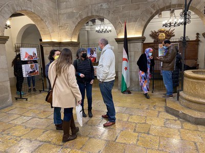 L'Associació Sàhara Ponent ha confeccionat una exposició fotogràfica amb motiu de l'efemèride.