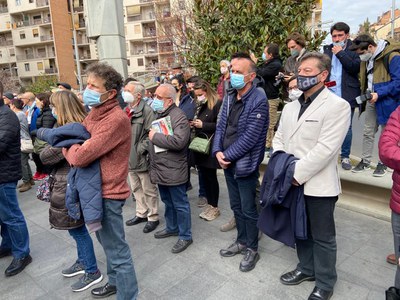 A més del paer en cap, hi ha hagut una àmplia representació de regidors dels grups municipals de la Paeria en la concentració.