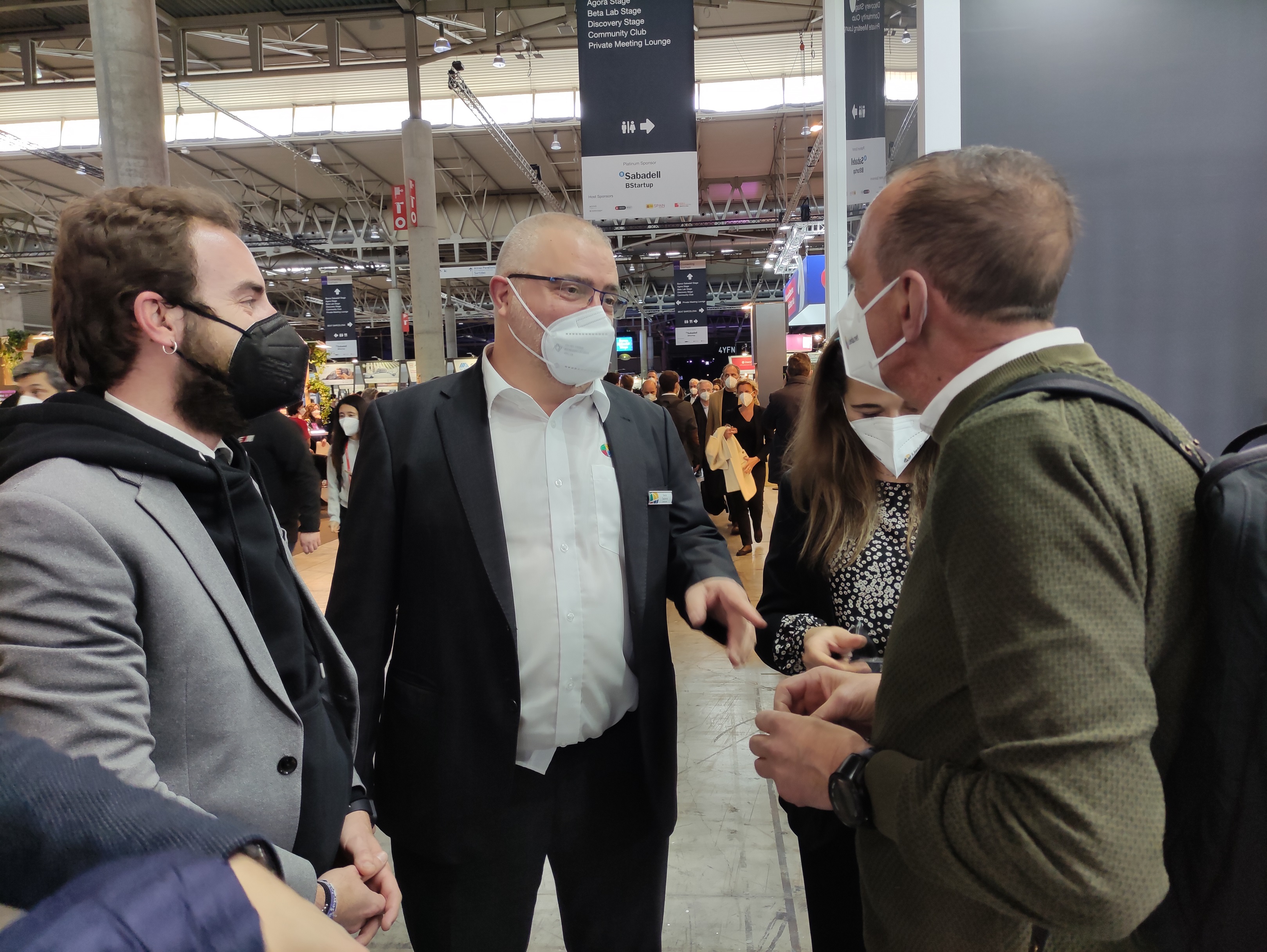 El paer en cap ha saludat Sisco Sapena, CEO de l'empresa lleidatana Lleida.net.