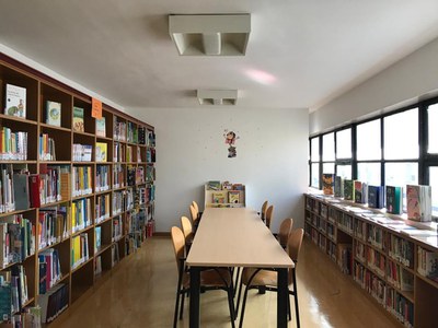 Un total de 3.100 € per ampliar la col·lecció, especialment la de la nova sala infantil, així com també de la secció de llengües estrangeres.