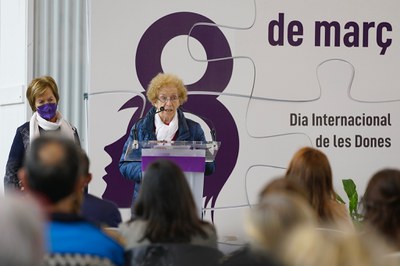 La lectura del manifest ha anat a càrrec de Carme Perna i Maite Torres.