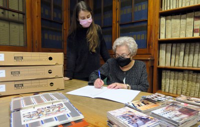 Les fotografies del fons Nasarre les ha donades la seva vídua Juana Sanz Cabañes.