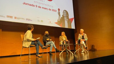 La sessió amb Isaura Romà, Estefania Reñé i Txell Bautista..