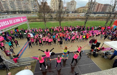 Escalfament previ a la sortida de la cursa.