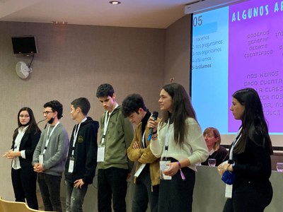 Un altre moment de la intervenció dels joves a la reunió de la RECE..