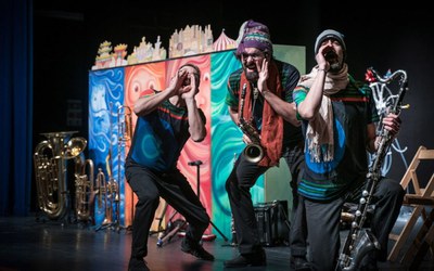 “La Ventolera” és un concert didàctic que té per objectiu principal tractar els instruments del grup de vent. Durant els cinquanta minuts que dura el….