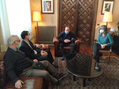 Reunió al despatx noble amb el cònsol de Cuba a Barcelona..