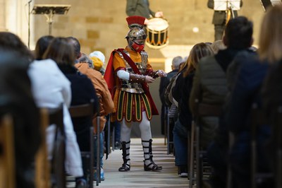 Diverses entitats del món de la Cultura Popular i Tradicional, com els Armats, han tingut el seu protagonisme durant la lectura del pregó.
