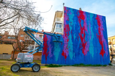 La Bordeta comença a lluir els nous murals que estan realitzant els diferents artistes de renom i reconegut prestigi que estan participant en aquest ….