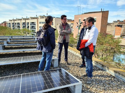Postius i Talamonte han visitat la nova instal·lació al centre cívic de Baláfia, acompanyat dels tècnics.