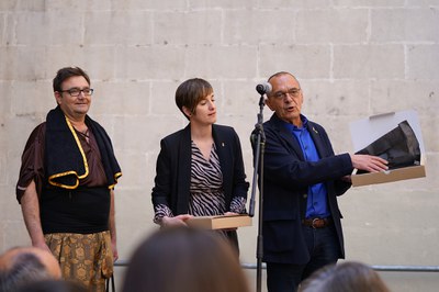 El paer en cap ha estat acompanyat de la regidora de festes d'Agramunt, Judit Solé, i el responsable de l'Àliga de Reus, Marc Navarro.