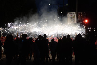 Els Diables de Lleida, el Drac Carrincló, els Marraquets i els Dimonis dels Trons, al correfoc d'aquest vespre.