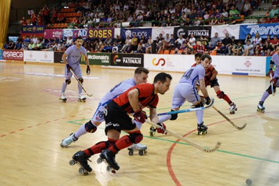 El Reus ho va intentar durant tot el partit, però l'efectivitat es va alinear amb els jugadors del Barça.