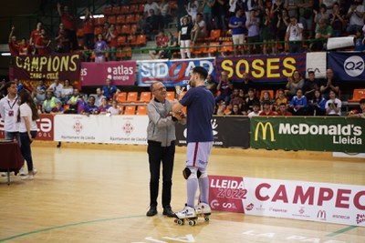 La copa al MVP del partit també se l'ha endut un jugador del Barça.