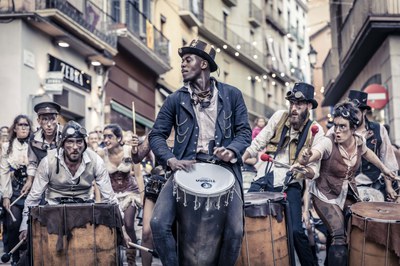 Enre9, que neix amb l’objectiu d’empoderar i dinamitzar el territori i els seus habitants, tindrà lloc del 26 al 29 de maig, a la Zona 09 - La Mariol….