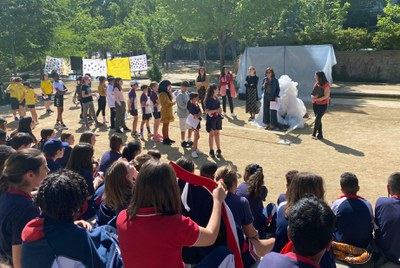 La tinent d'alcalde Montse Pifarré ha participat en l'acte de cloenda de L'Aventura de la vida.