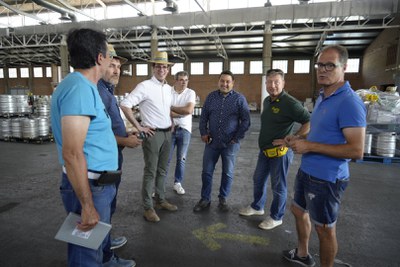 Postius, acompanyat de tècnics municipals i els regidors Castro i Melé, ha visitat avui el recinte de l'Aplec.