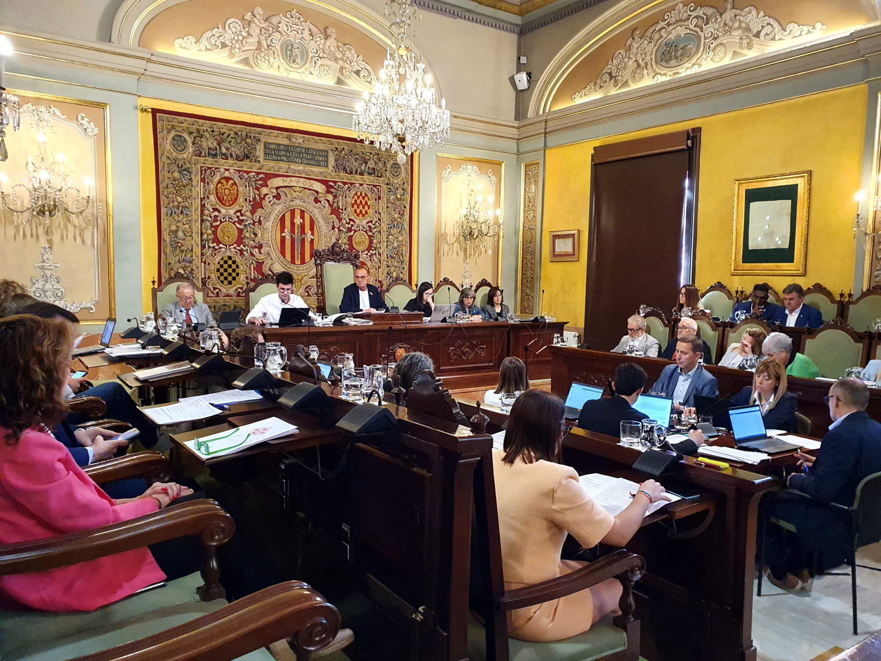 Ple Municipal del maig, com cada darrer divendres de mes