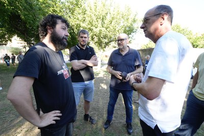 El paer en cap i el regidor de Cultura han intercanviat impressions amb organitzadors i artistes.