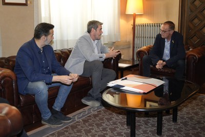 L’alcalde Pueyo ha felicitat la Fundació Aspros pel 60è aniversari de l'entitat.