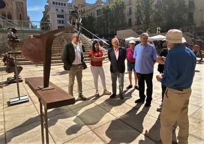 Algunes de les obres exposades han estat guardonades amb coneguts premis.