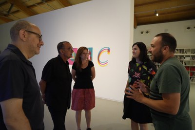 Acompanyat del regidor de Cultura, Ciutat i Transició Ecològica, Jaume Rutllant, l’alcalde ha destacat que les noves propostes són “una mostra rica i….