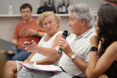 La trobada del consell de zona, ahir al local social de l’Associació de Veïns de Joc de la Bola-Camp d’Esports.